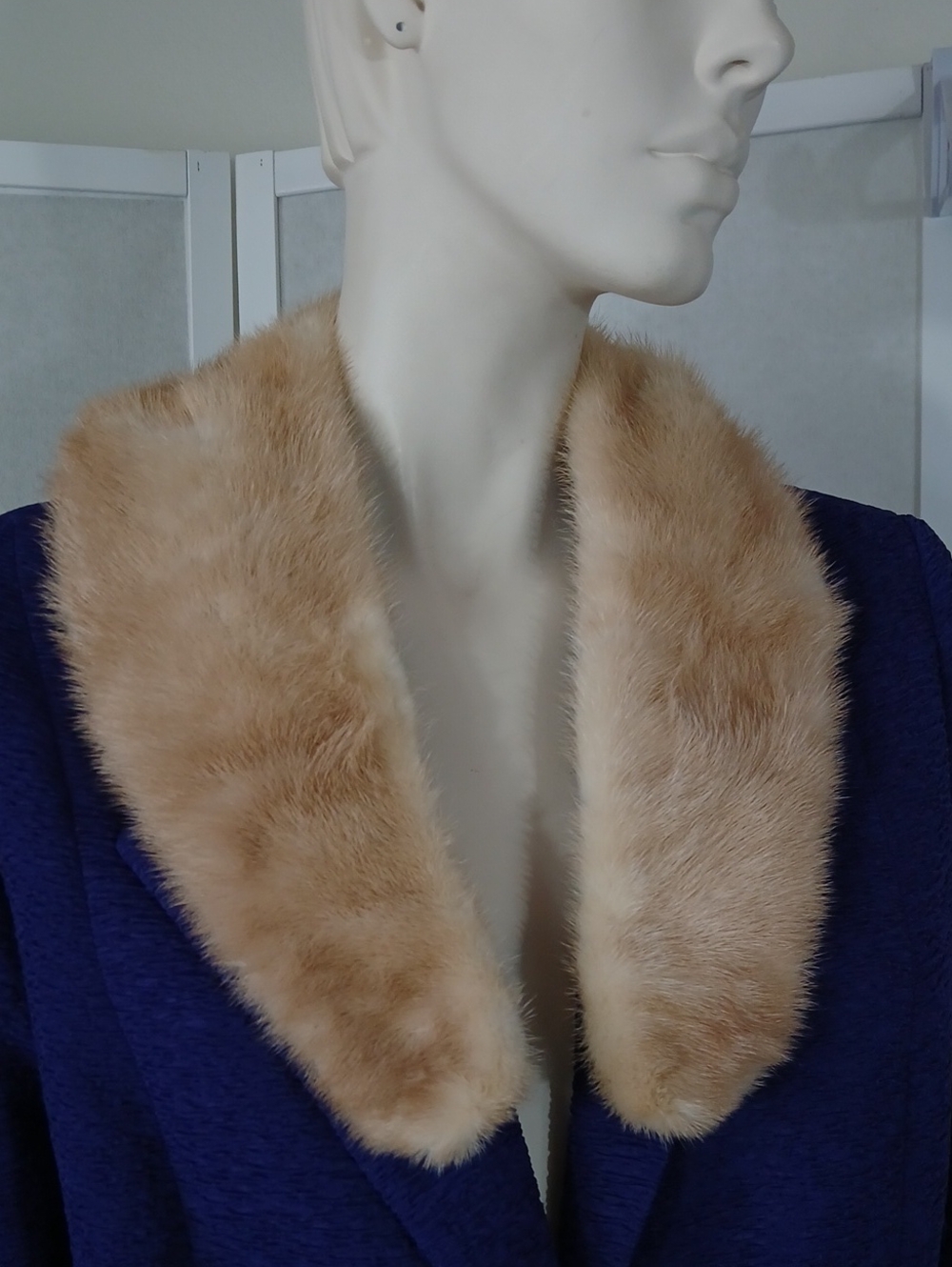 Genuine Mink Fur Collar Accessory - Women's Coat Accent
